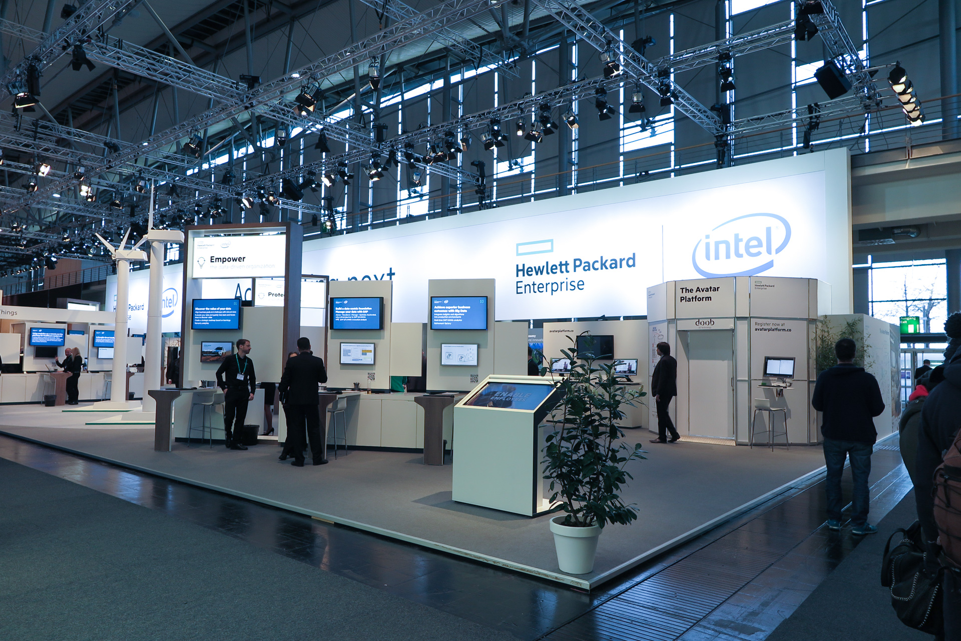Hewlett Packard Enterprise (HPE Germany) Cebit Quantum Matrix Ltd.