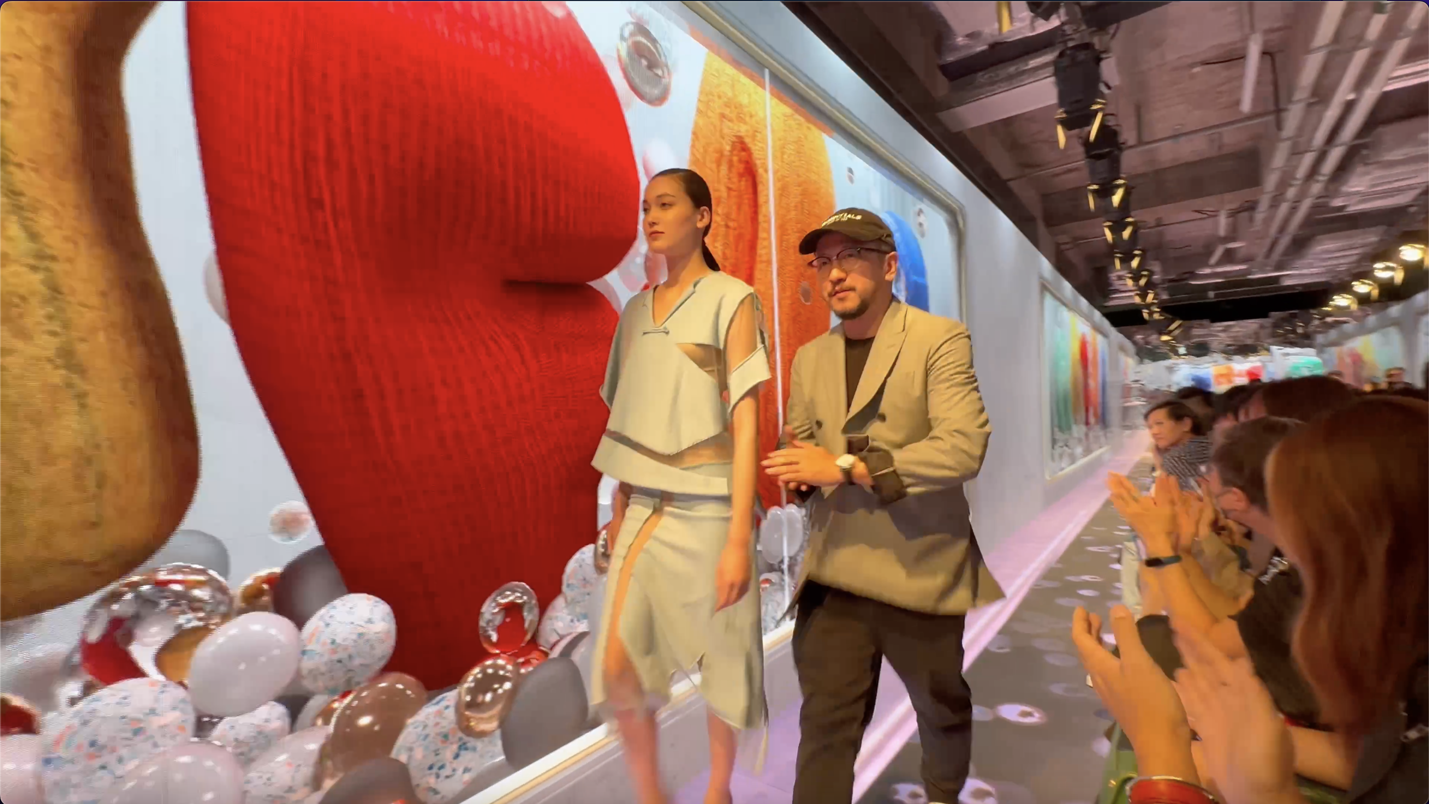 An Immersive Fashion Experience That Stimulates Senses and Encourages Interactive Dialogue 7